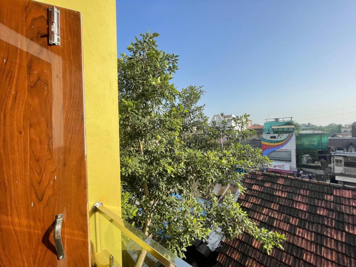 Shree Sadguru Krupa Yatri Niwas Villa Kolhapur Eksteriør billede