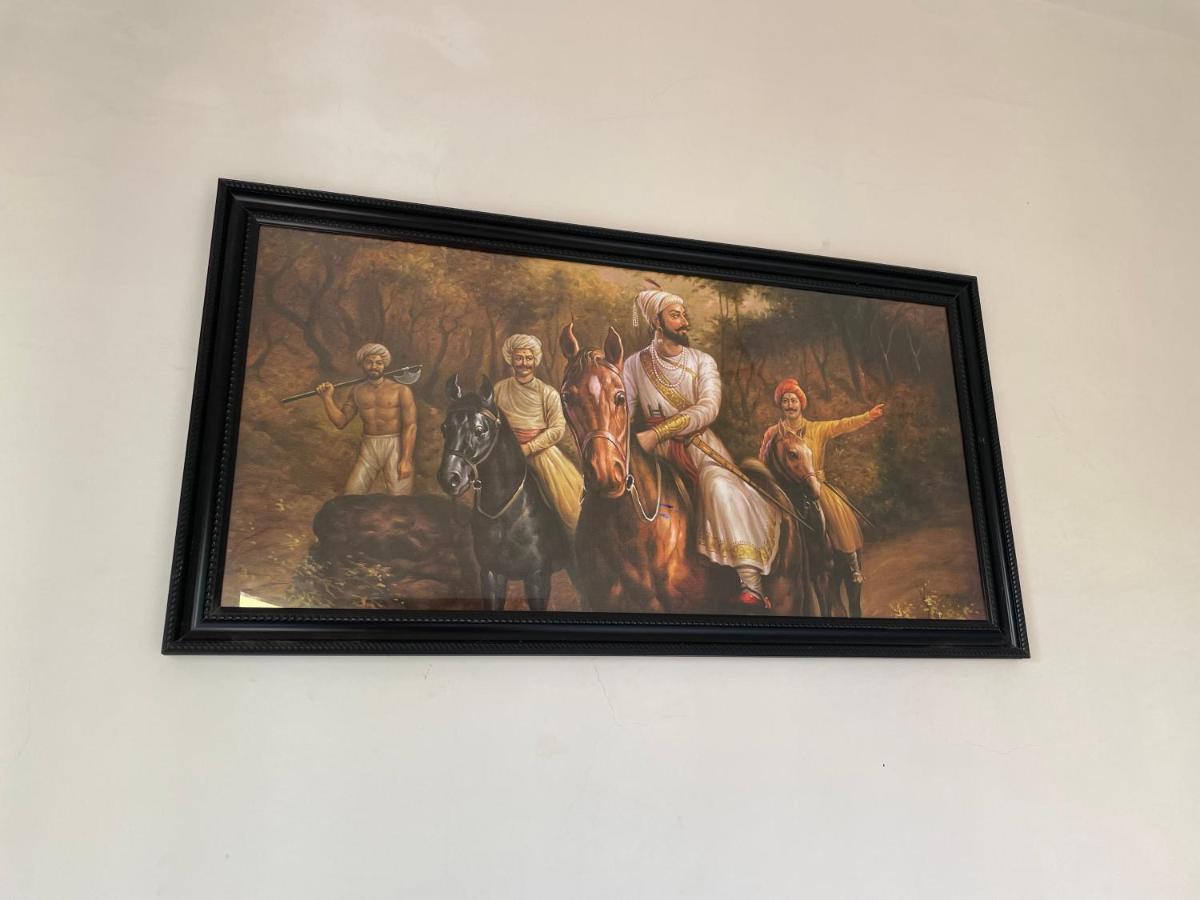 Shree Sadguru Krupa Yatri Niwas Villa Kolhapur Eksteriør billede